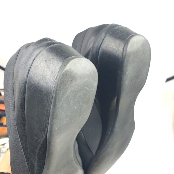 Thierry Rabotin Black soft leather size 42 elastic trim comfort office w… - Picture 16 of 16